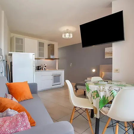 Sunny Escape, Parque Santiago 2 Apartamento