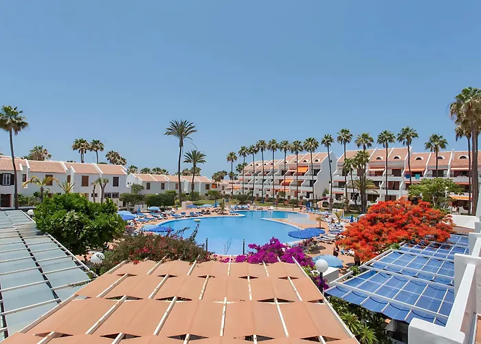 Sunny Escape, Parque Santiago 2