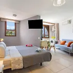 Sunny Escape, Parque Santiago 2 أرونا